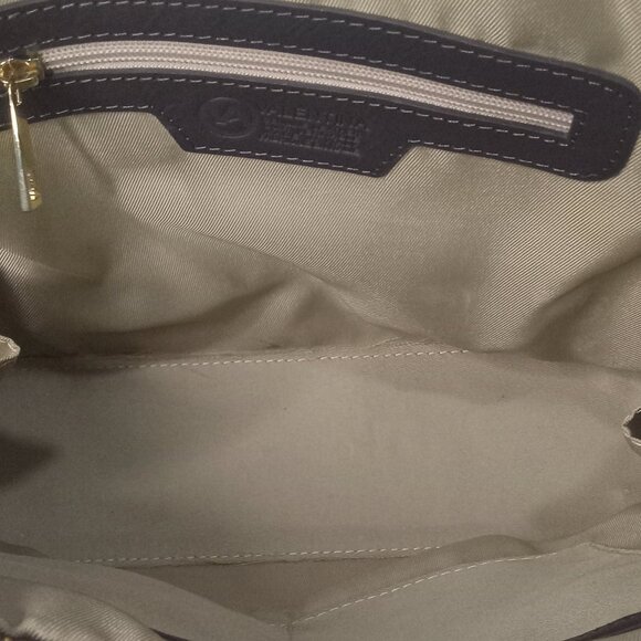 Valentina Embossed Leaf Leather Purse - Picture 8 of 11